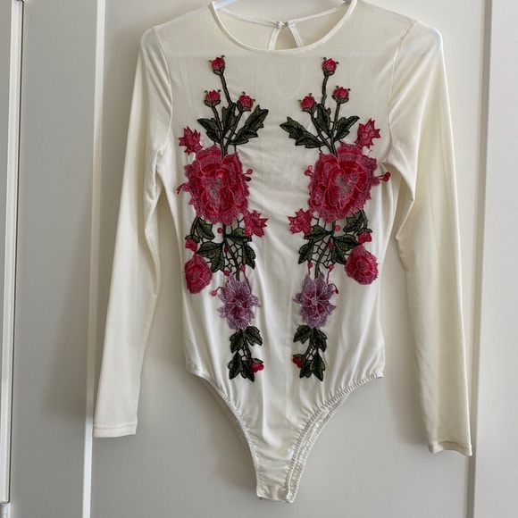 Embroidered bodysuit - Picture 1 of 3